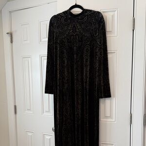Elegant Black Paisley Long Sleeve Dress